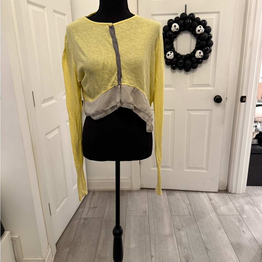 Simply Vera Vera Wang Yellow and Gray Crop Top
